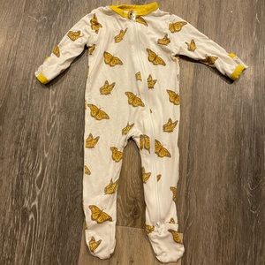 KYTE baby footies
